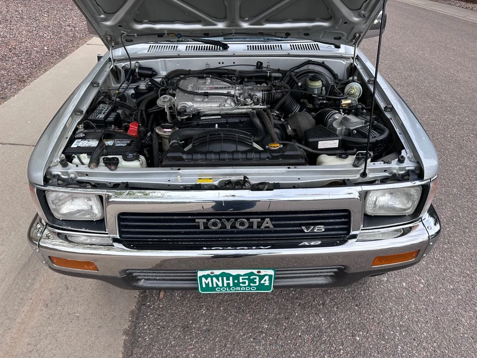 1990 Toyota 4Runner 2nd Gen - Image 12 of 21