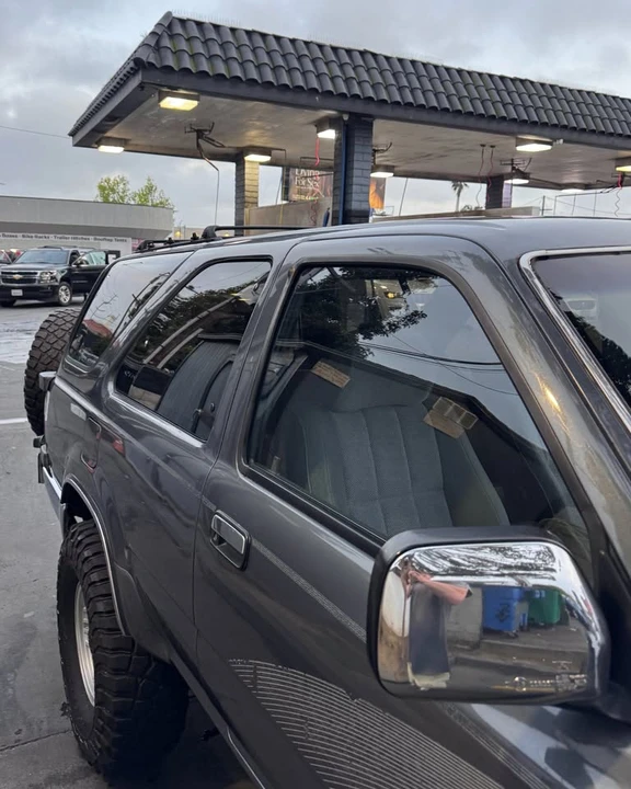 1990 Toyota 4Runner 2nd Gen - Image 6 of 9