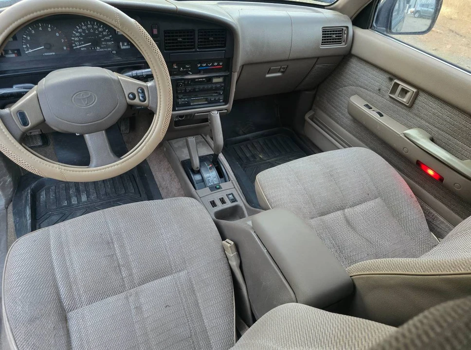 1990 Toyota 4Runner 2nd Gen - Image 7 of 13