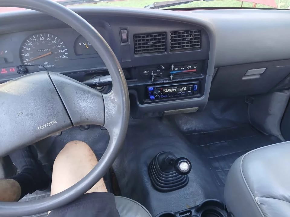 1990 Toyota Corolla AE86 - Image 7 of 11