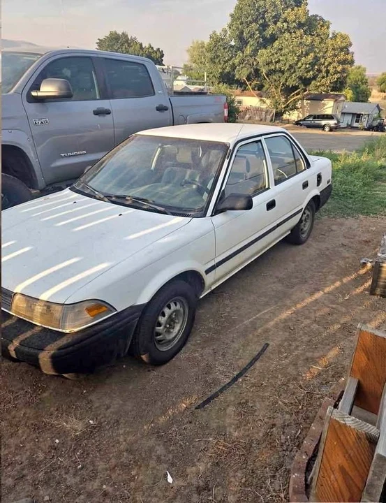 1990 Toyota Corolla 6th Gen - Image 1 of 3