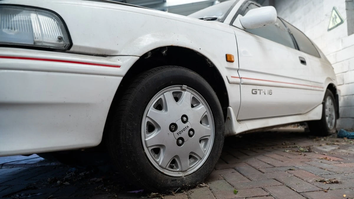1990 Toyota Corolla 6th Gen - Image 8 of 30