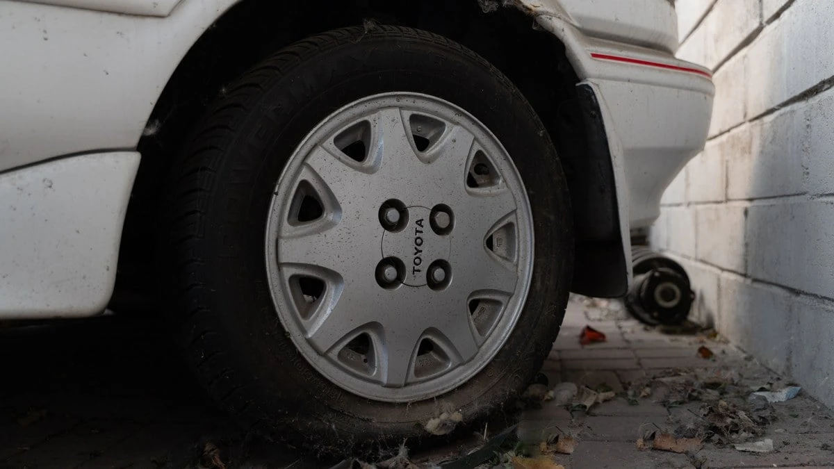 1990 Toyota Corolla 6th Gen - Image 5 of 30