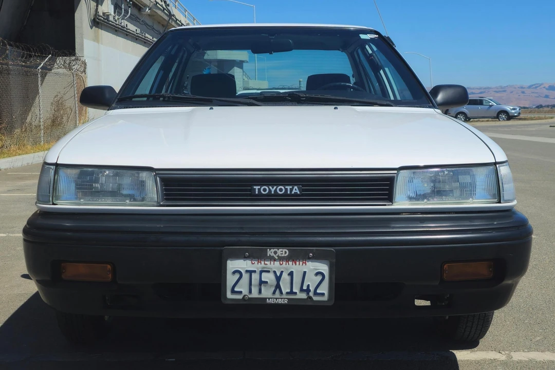 1990 Toyota Corolla 6th Gen - Image 2 of 31