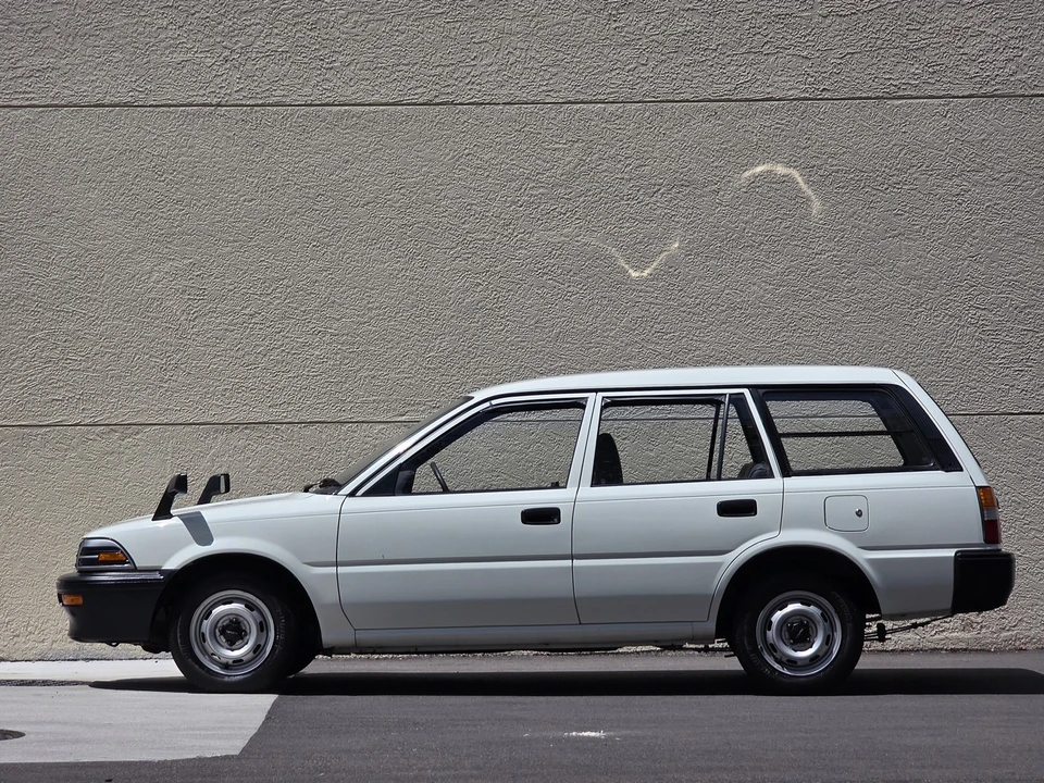 1990 Toyota Corolla 6th Gen - Image 15 of 31