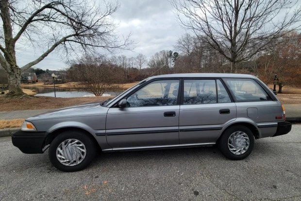 1990 Toyota Corolla 6th Gen - Image 3 of 7