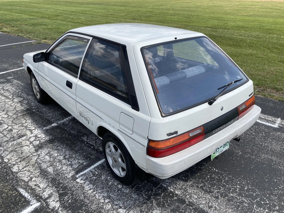 1990 Toyota Corolla 6th Gen - Image 14 of 31