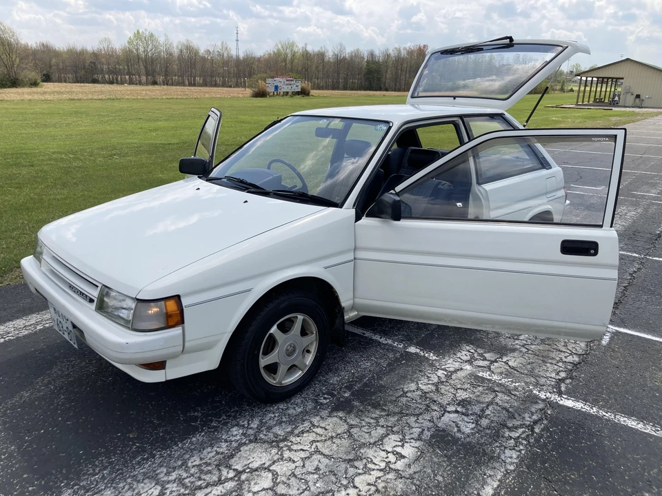 1990 Toyota Corolla 6th Gen - Image 27 of 31