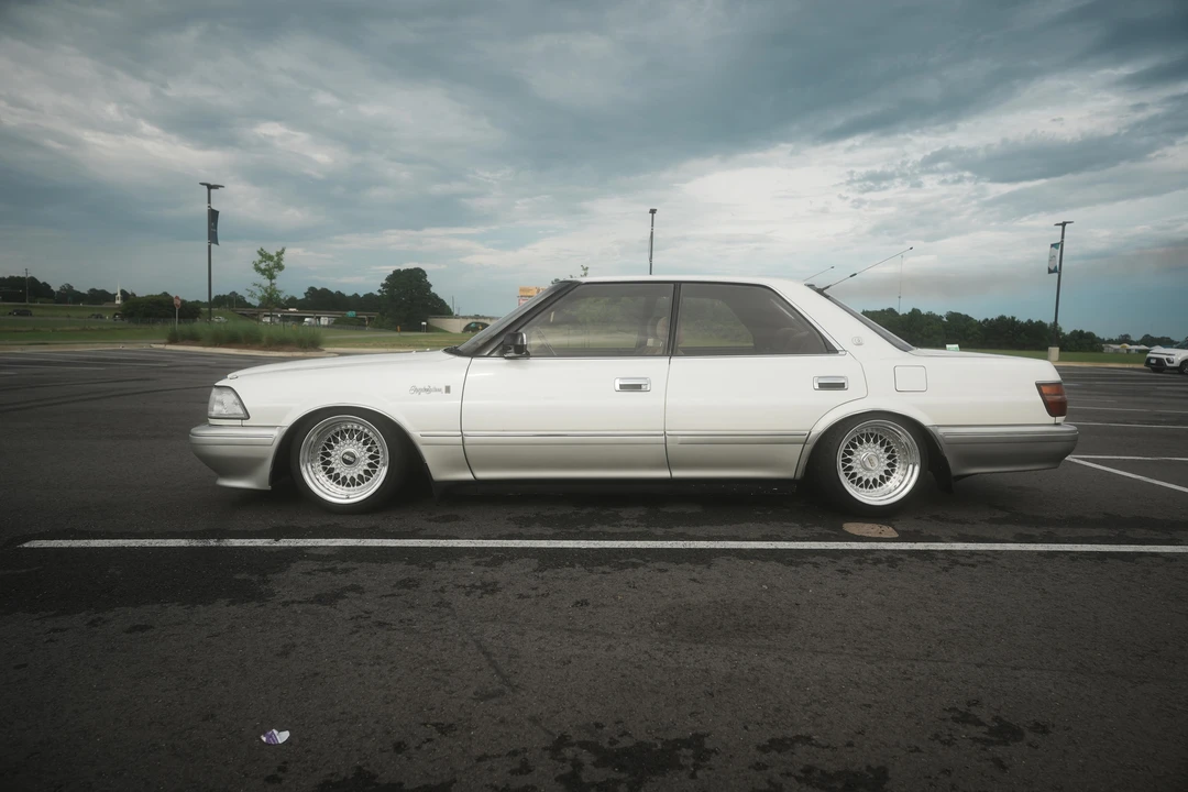 1990 Toyota Crown 8th Gen - Image 9 of 31