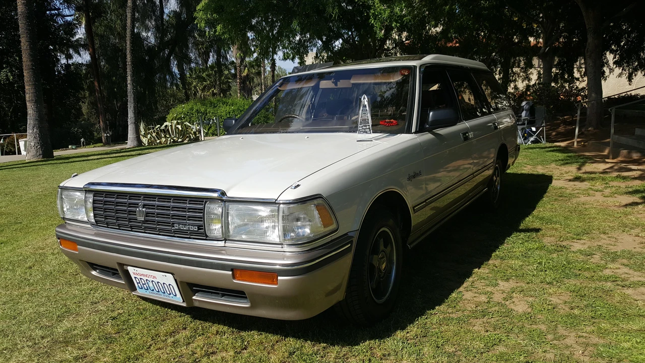1990 Toyota Crown 8th Gen - Image 7 of 31