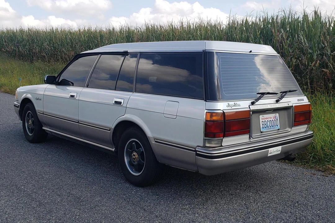 1990 Toyota Crown 8th Gen - Image 3 of 31