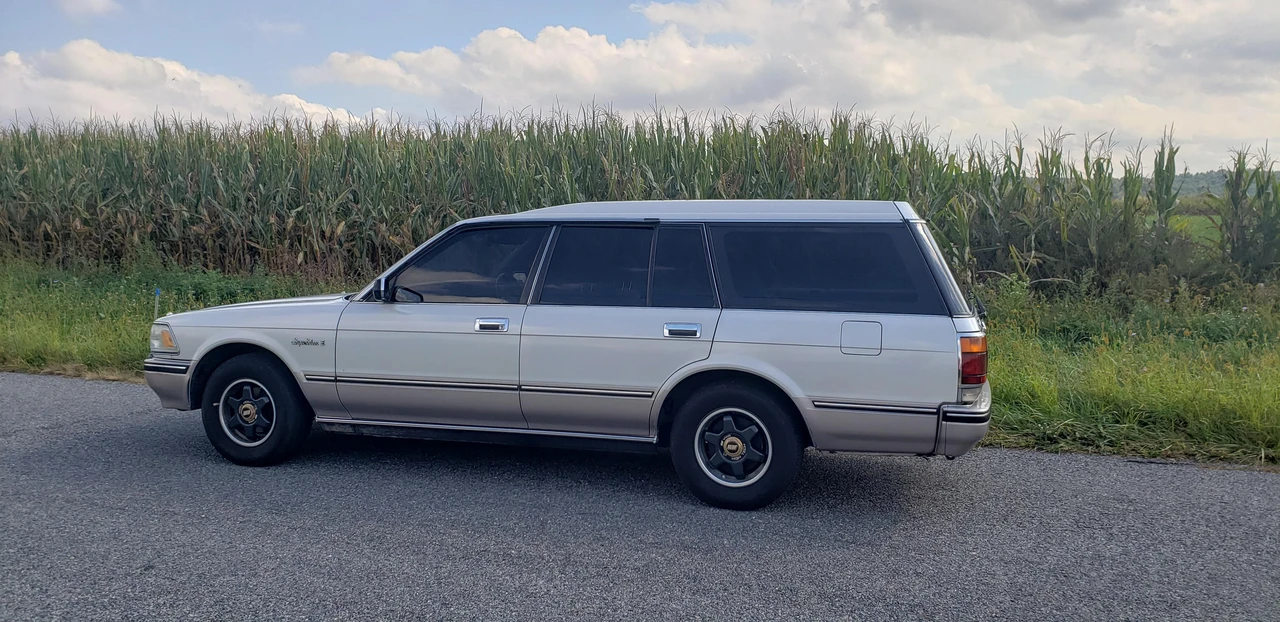 1990 Toyota Crown 8th Gen - Image 9 of 31