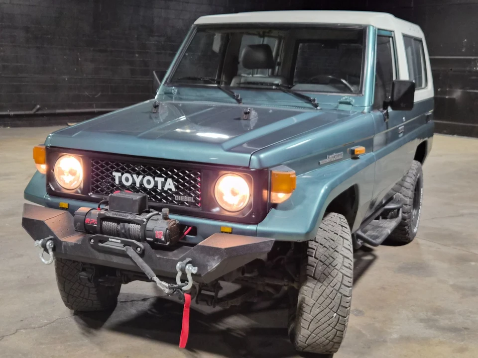 1990 Toyota J80 Land Cruiser - Image 12 of 17