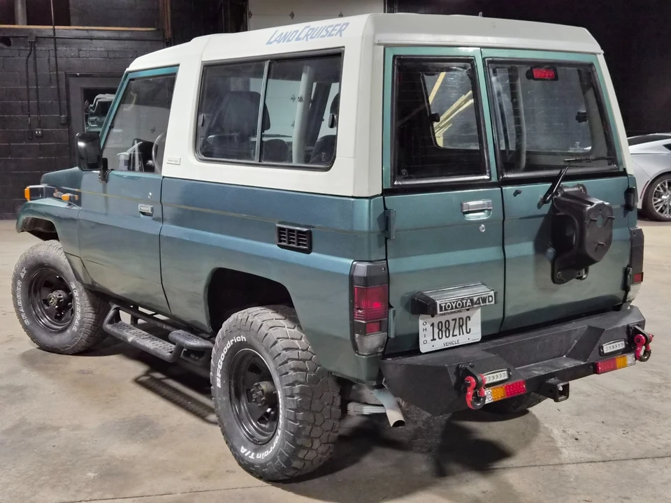 1990 Toyota J80 Land Cruiser - Image 11 of 17
