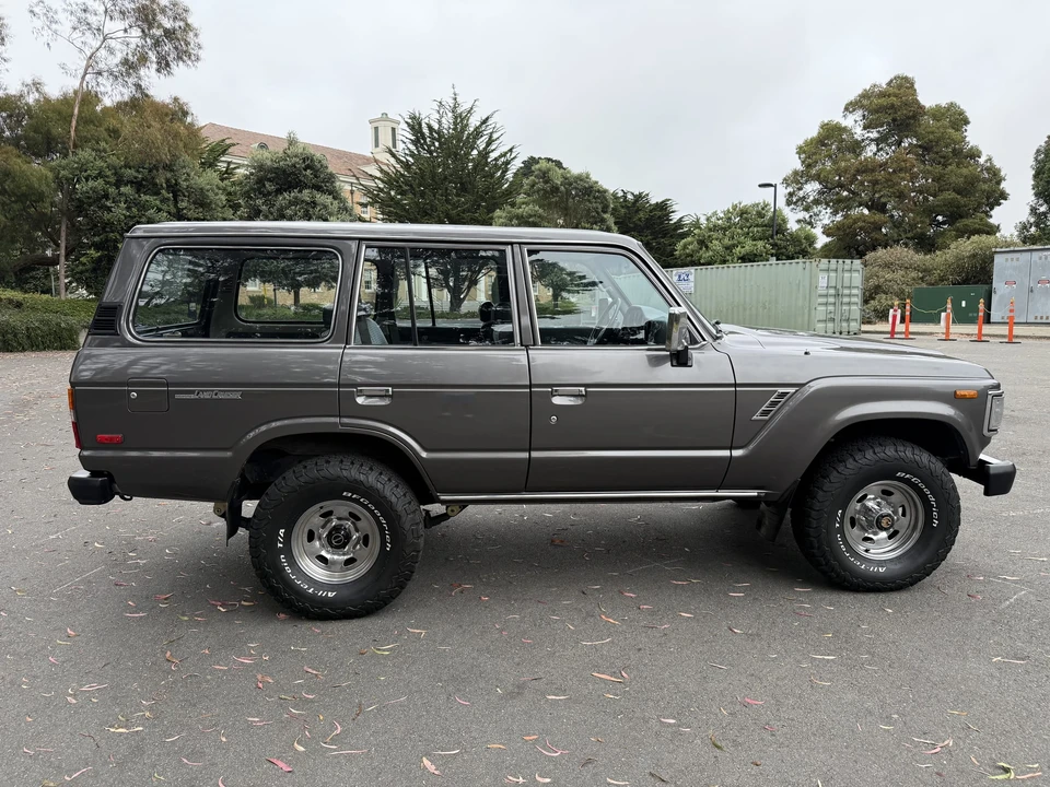 1990 Toyota J60 Land Cruiser - Image 15 of 31