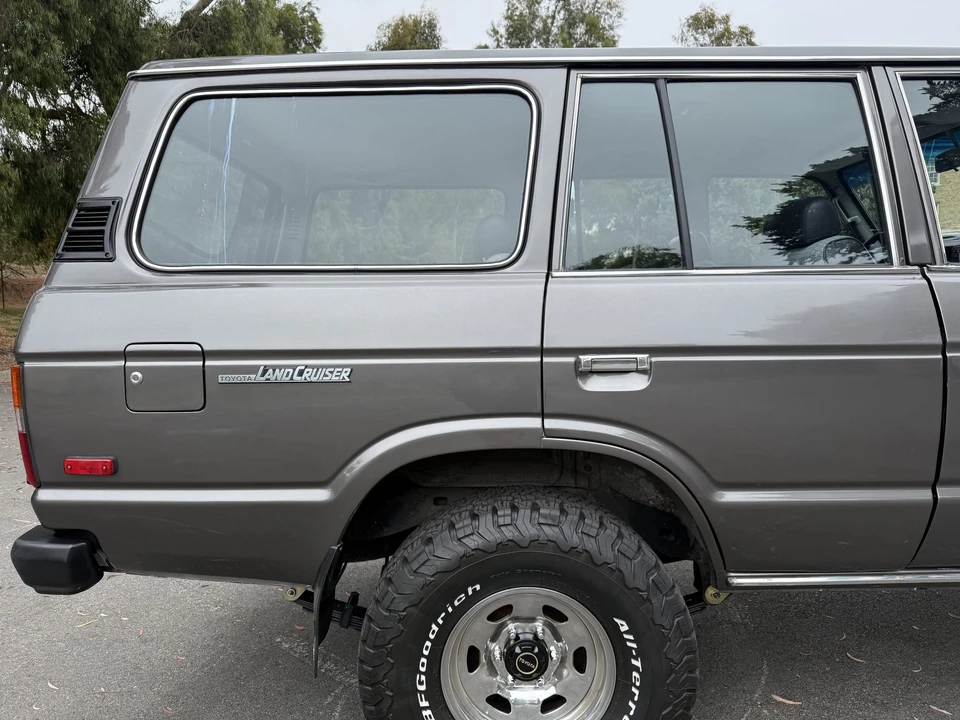 1990 Toyota J60 Land Cruiser - Image 28 of 31