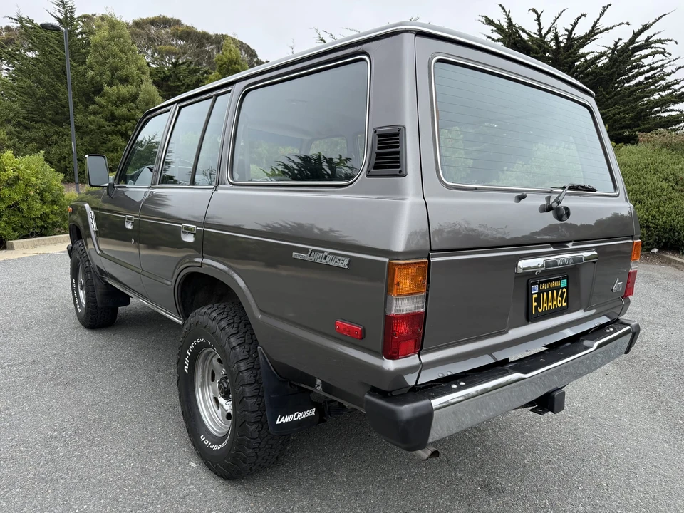 1990 Toyota J60 Land Cruiser - Image 8 of 31