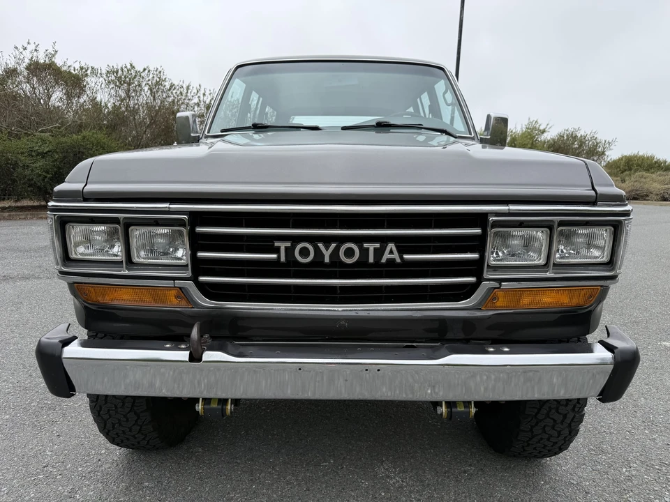 1990 Toyota J60 Land Cruiser - Image 22 of 31