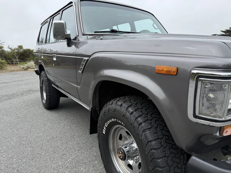 1990 Toyota J60 Land Cruiser - Image 25 of 31