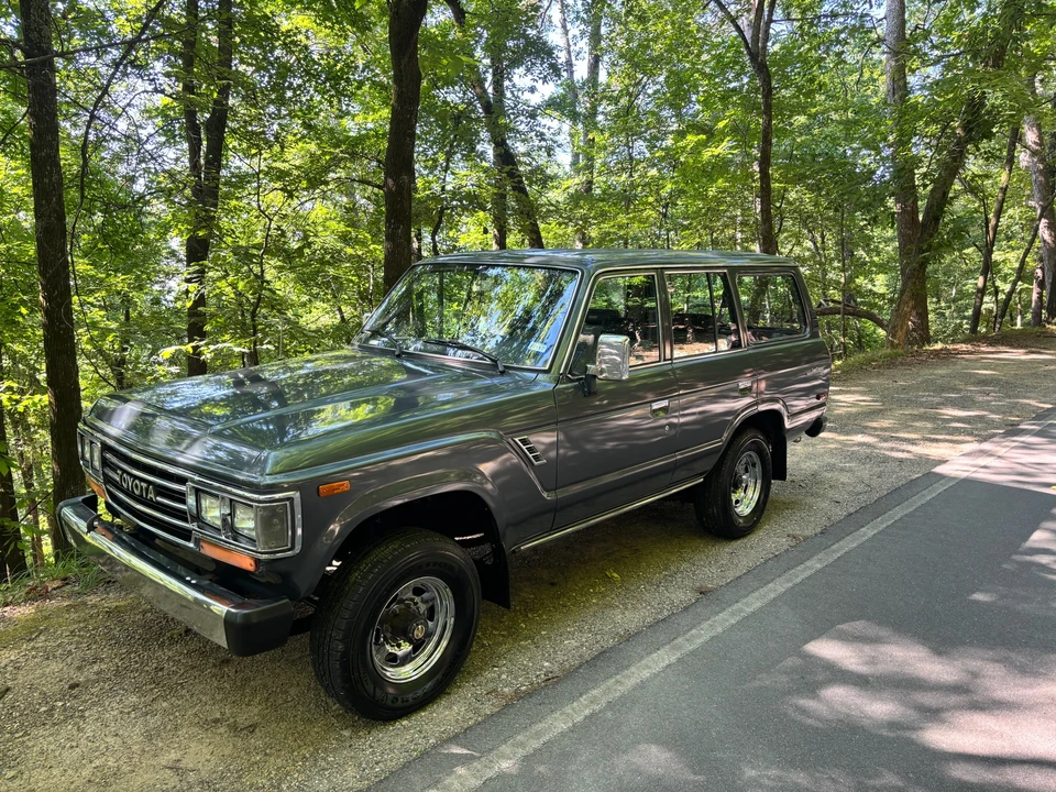 1990 Toyota J60 Land Cruiser - Image 20 of 31