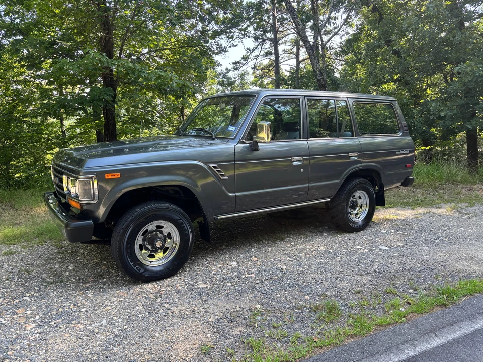 1990 Toyota J60 Land Cruiser - Image 22 of 31