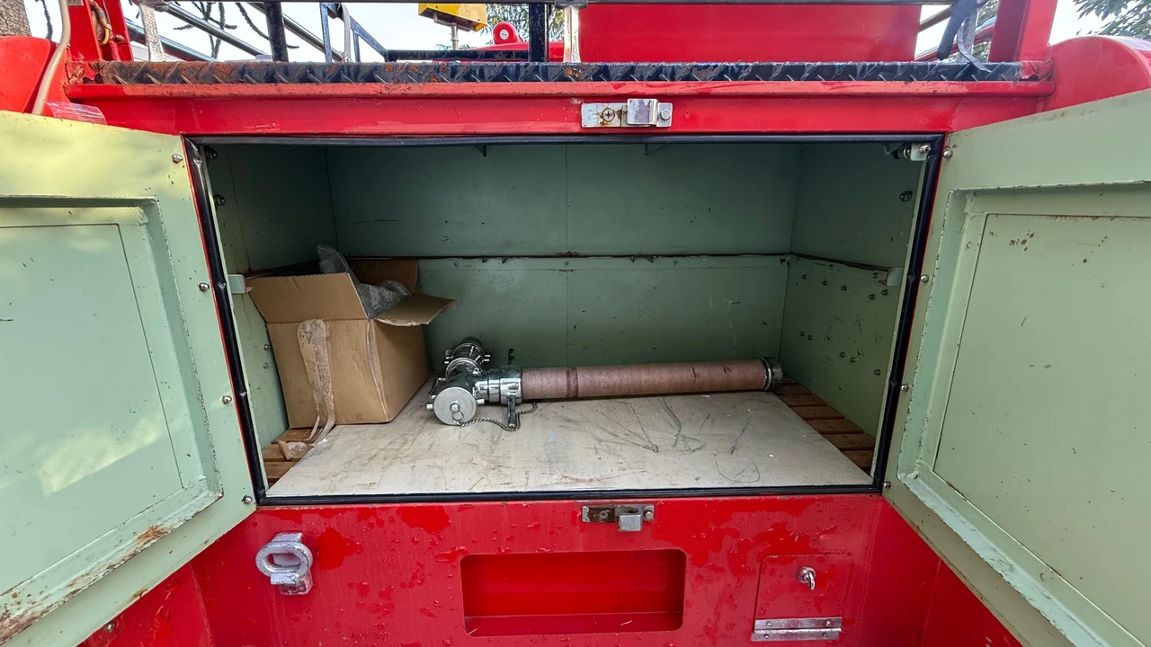 1990 Toyota J70 Land Cruiser - Image 16 of 31