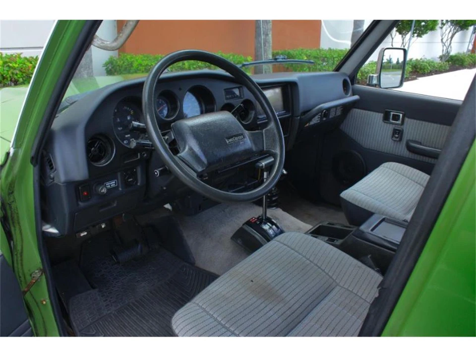 1990 Toyota J60 Land Cruiser - Image 6 of 14