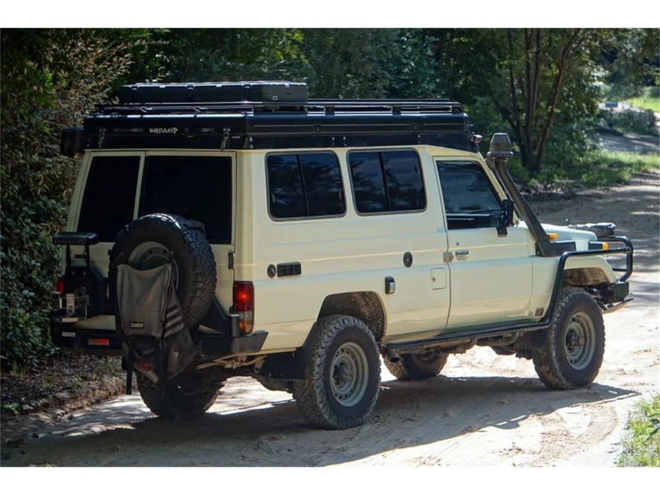 1990 Toyota J60 Land Cruiser - Image 18 of 31