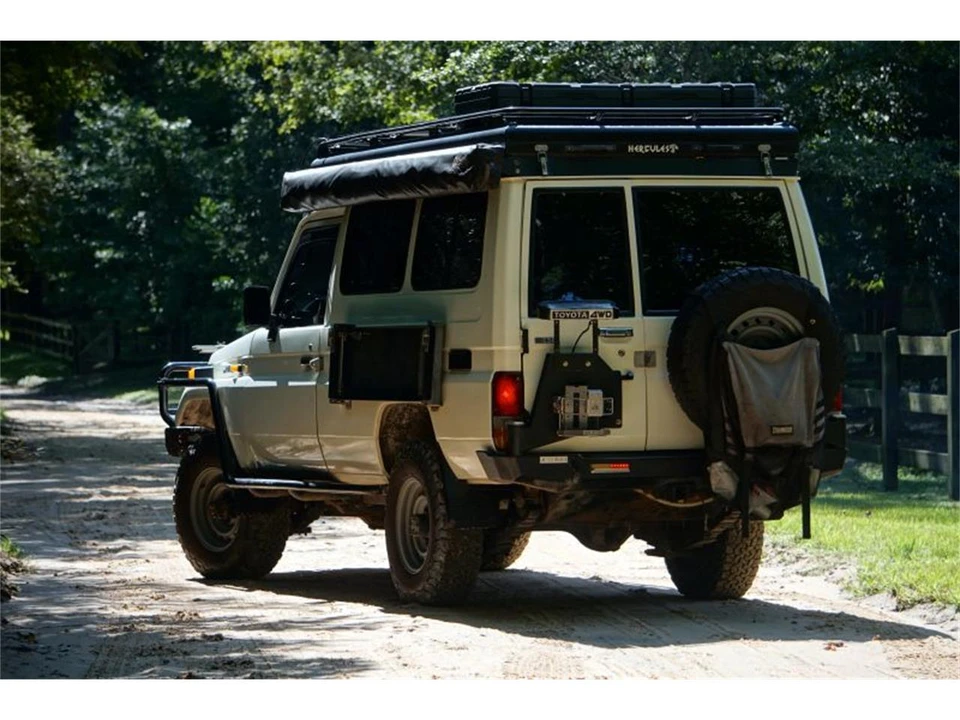 1990 Toyota J60 Land Cruiser - Image 10 of 31