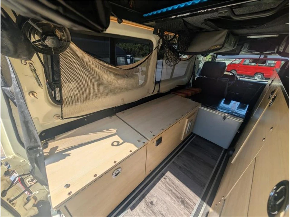 1990 Toyota J60 Land Cruiser - Image 29 of 31