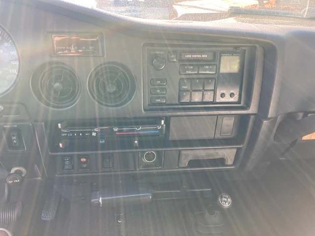 1990 Toyota J80 Land Cruiser - Image 12 of 21