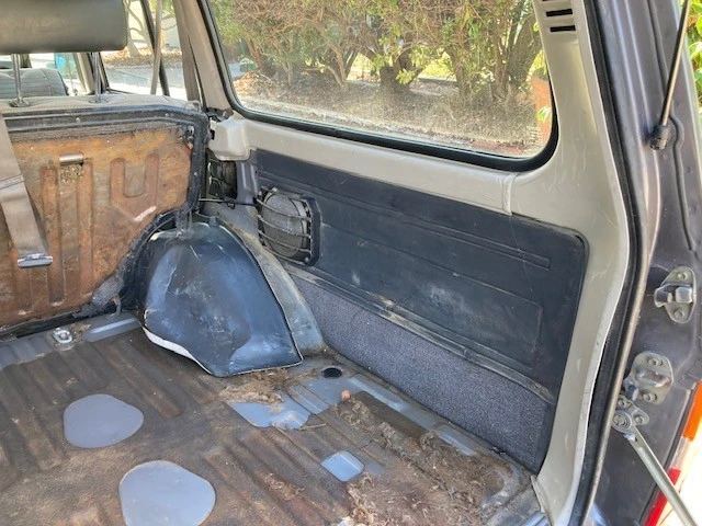 1990 Toyota J80 Land Cruiser - Image 15 of 21