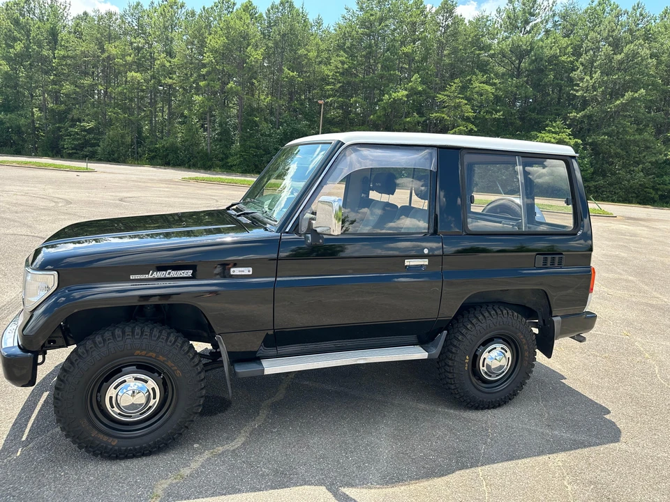 1990 Toyota J70 Land Cruiser Prado - Image 11 of 31