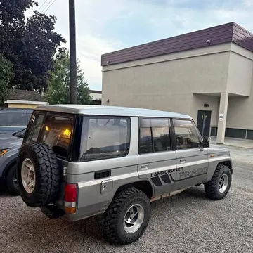 1990 Toyota Land Cruiser Prado