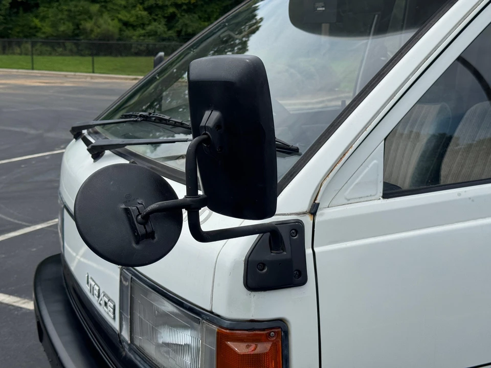 1990 Toyota M30-M80 LiteAce & TownAce - Image 26 of 31