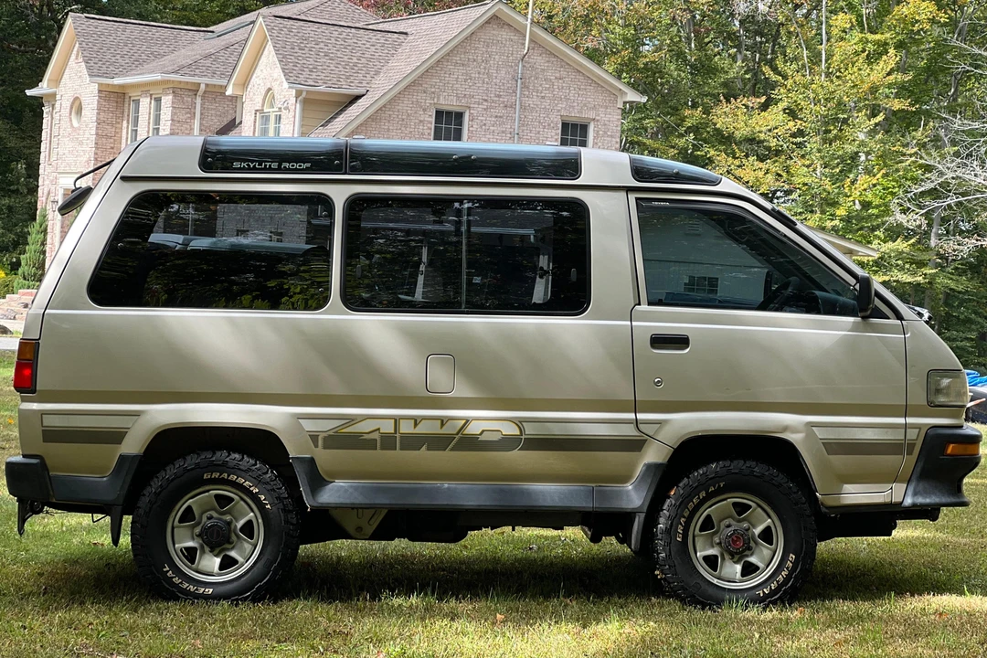 1990 Toyota M30-M80 LiteAce & TownAce - Image 3 of 31