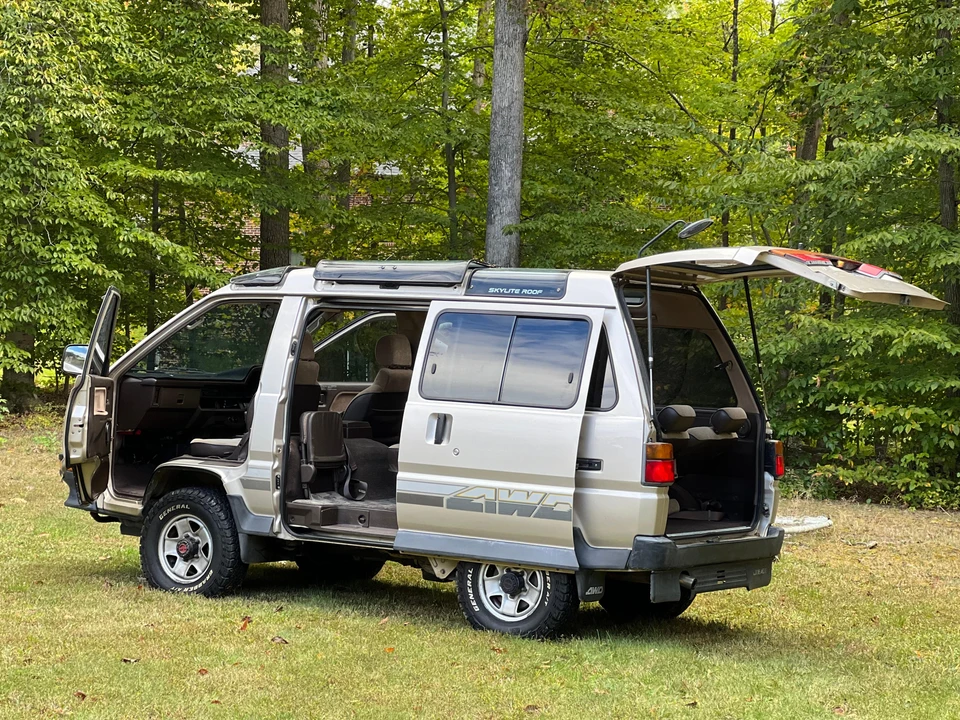 1990 Toyota M30-M80 LiteAce & TownAce - Image 18 of 31