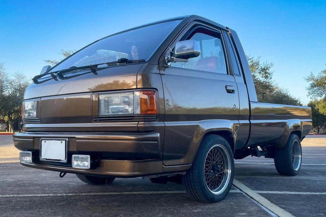 1990 Toyota M30-M80 LiteAce & TownAce - Image 2 of 31