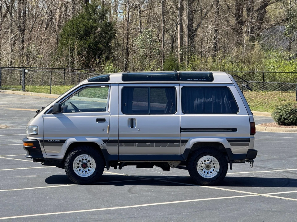 1990 Toyota M30-M80 LiteAce & TownAce - Image 10 of 31