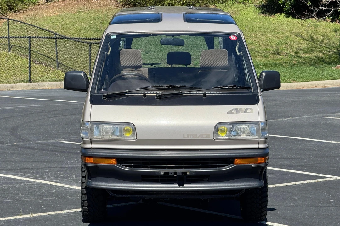 1990 Toyota M30-M80 LiteAce & TownAce - Image 2 of 31