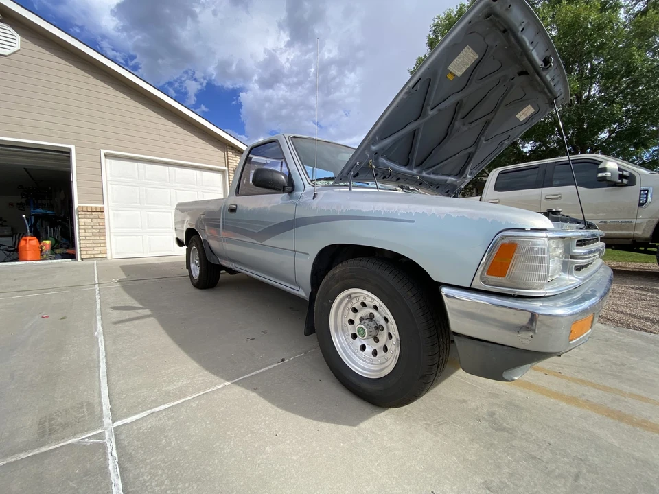 1990 Toyota Hilux 5th Gen - Image 20 of 31