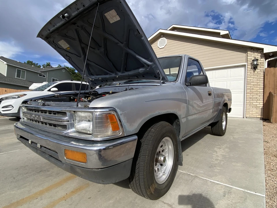 1990 Toyota Hilux 5th Gen - Image 21 of 31
