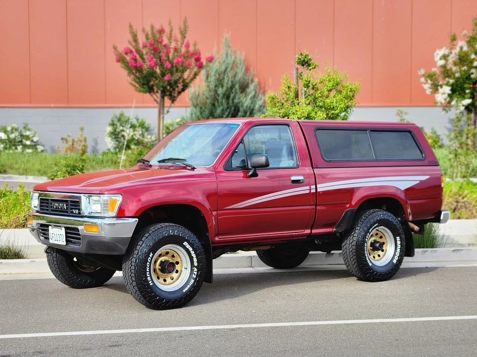 1990 Toyota Hilux 5th Gen - Image 6 of 31