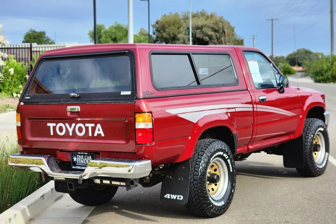 1990 Toyota Hilux 5th Gen - Image 20 of 31