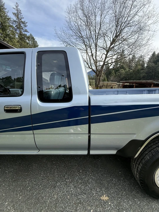 1990 Toyota Hilux 5th Gen - Image 19 of 21