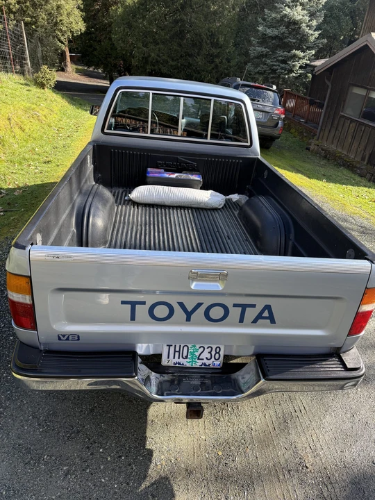 1990 Toyota Hilux 5th Gen - Image 9 of 21