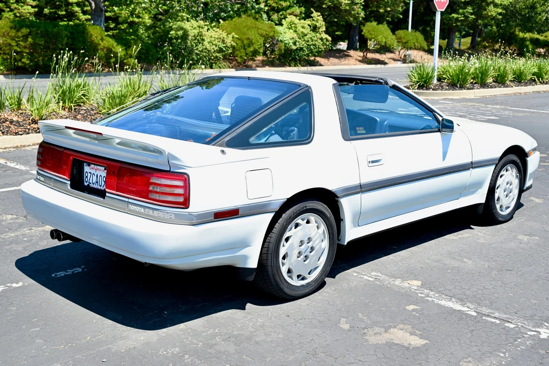 1990 Toyota Supra 3rd Gen - Image 16 of 31