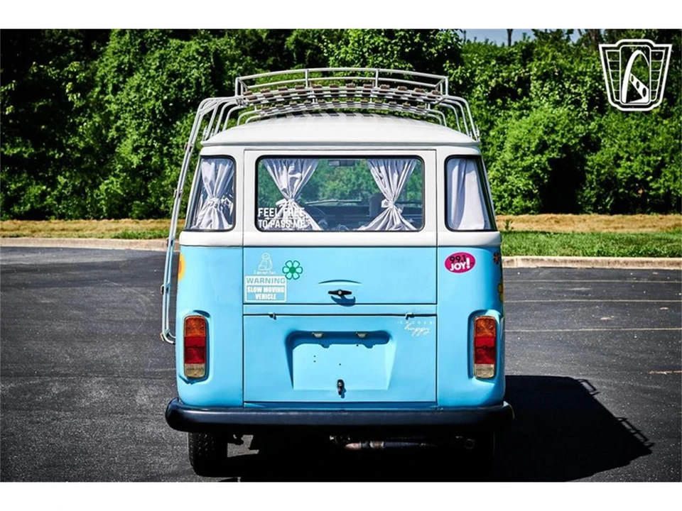 1990 Volkswagen Vanagon - Image 11 of 31