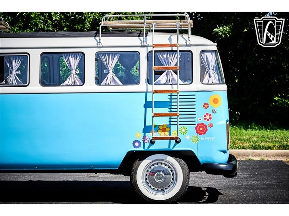 1990 Volkswagen Vanagon - Image 28 of 31