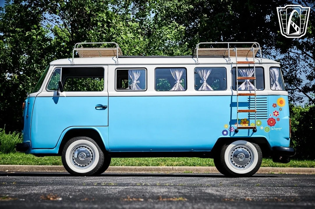 1990 Volkswagen Vanagon - Image 8 of 12